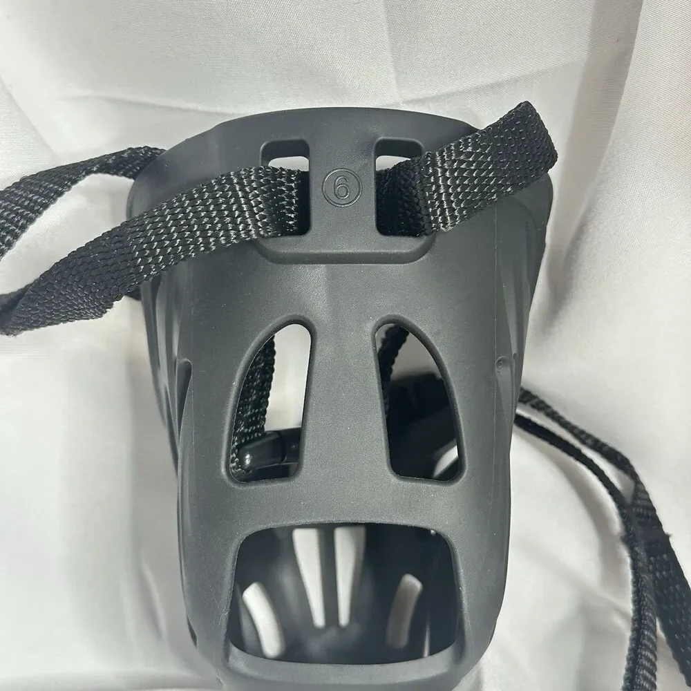 Baskerville Ultra Dog Muzzle Size 6 Black Plastic Nylon Non Breed Specific NWOT